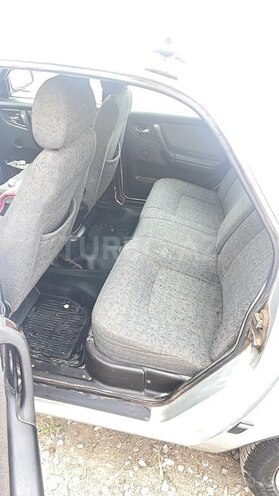 GAZ 3110 2002, 220,753 km - 2.4 l - Ucar