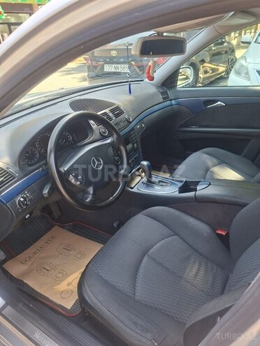 Mercedes E 240 2002, 329,000 km - 2.6 l - Sumqayıt