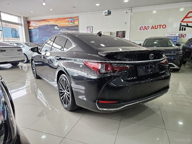 Lexus ES 300h 2025, 0 km - 2.5 l - Bakı