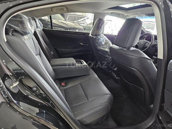 Lexus ES 300h 2025, 0 km - 2.5 l - Bakı