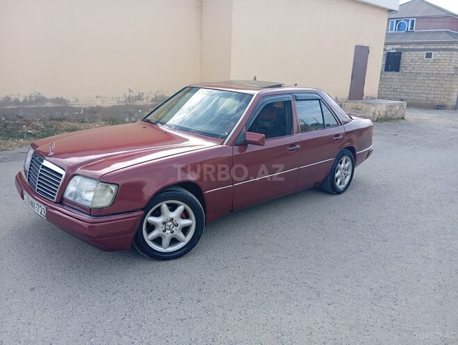 Mercedes E 220 1992, 330,000 km - 2.2 l - Saatlı