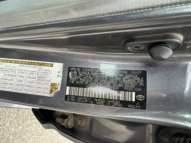Toyota Prius-11