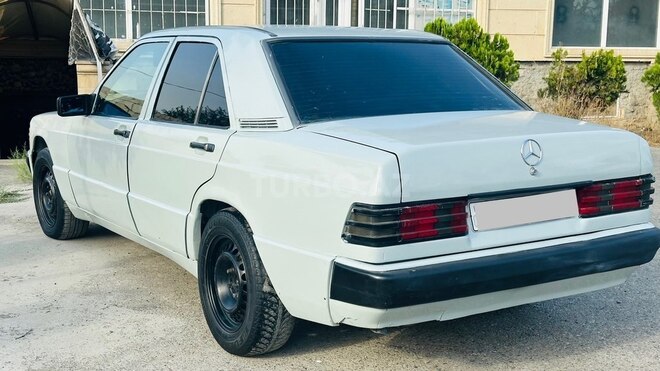 Mercedes 190 1992, 123,000 km - 2.0 l - Beyləqan
