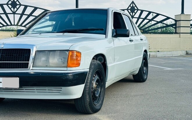 Mercedes 190 1992, 123,000 km - 2.0 l - Beyləqan
