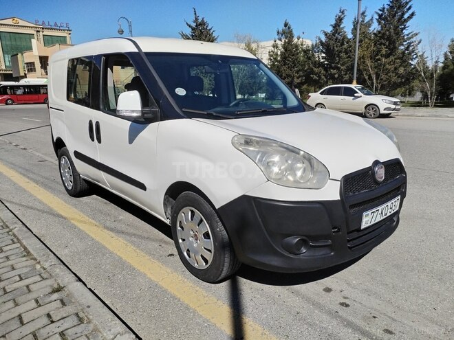 Fiat Doblo 2014, 212,352 km - 1.4 l - Bakı