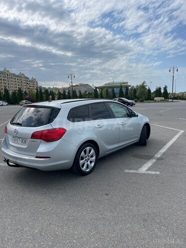Opel Astra 2015, 151,000 km - 1.4 л - Sumqayıt