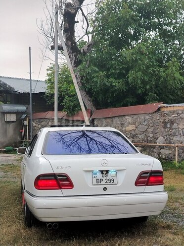 Mercedes E 240 1999, 331,000 km - 2.4 l - Oğuz