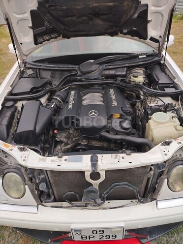 Mercedes E 240 1999, 331,000 km - 2.4 l - Oğuz