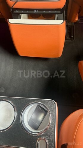 Li Auto L9-10