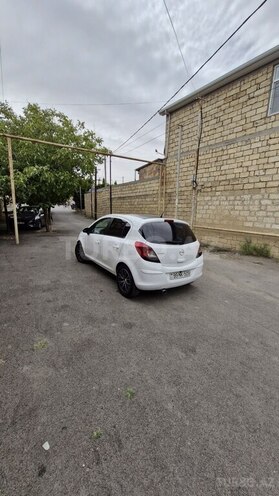 Opel Corsa 2011, 185,000 km - 1.4 l - Bakı