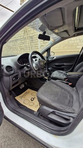 Opel Corsa 2011, 185,000 km - 1.4 l - Bakı