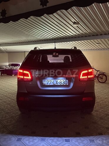 Kia Sorento-9