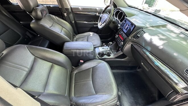 Kia Sorento-11