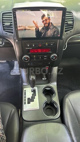 Kia Sorento-14