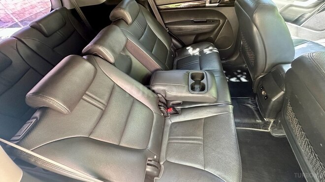 Kia Sorento-16