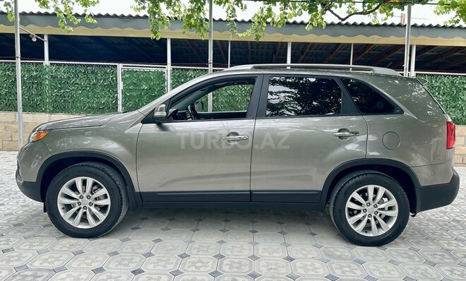 Kia Sorento-2