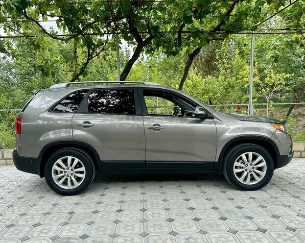 Kia Sorento 2010, 210,000 km - 2.0 l - Kürdəmir