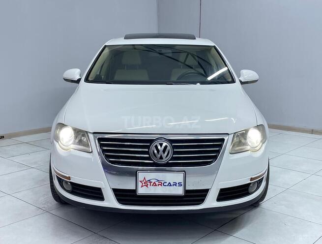 Volkswagen Passat-1