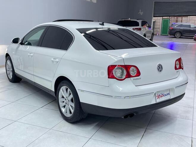 Volkswagen Passat-10