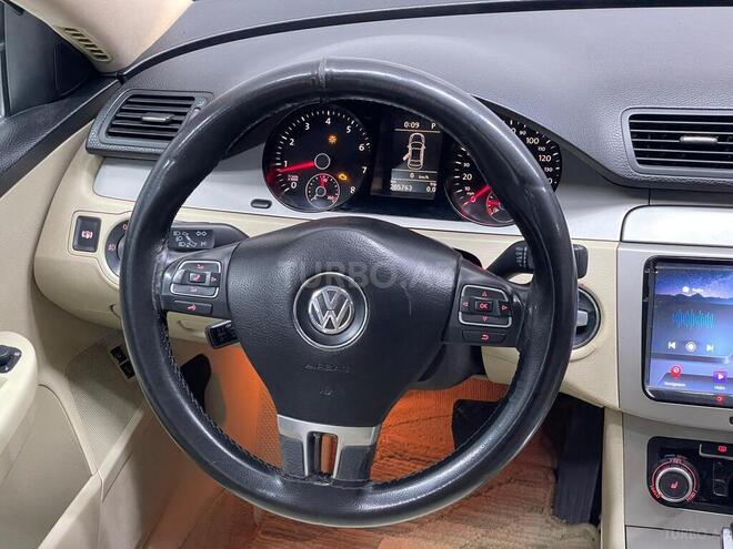 Volkswagen Passat-16