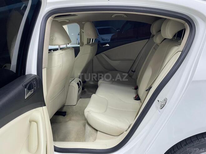Volkswagen Passat-17