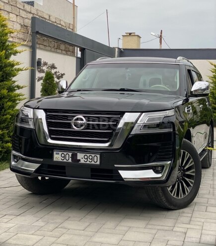 Nissan Patrol 2013, 228,496 km - 5.6 l - Bakı