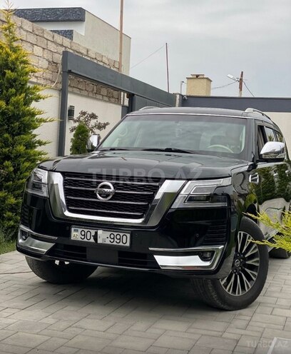 Nissan Patrol 2013, 228,496 km - 5.6 l - Bakı
