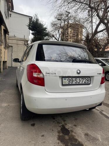 Skoda Fabia-6