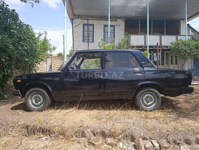 LADA (VAZ) 2107-6