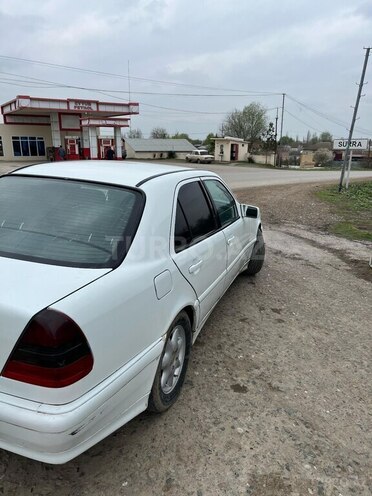 Mercedes C 220 d 1997, 300,000 km - 2.2 l - Sabirabad