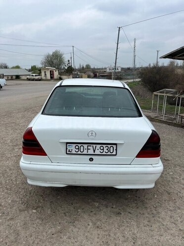 Mercedes C 220 d 1997, 300,000 km - 2.2 l - Sabirabad