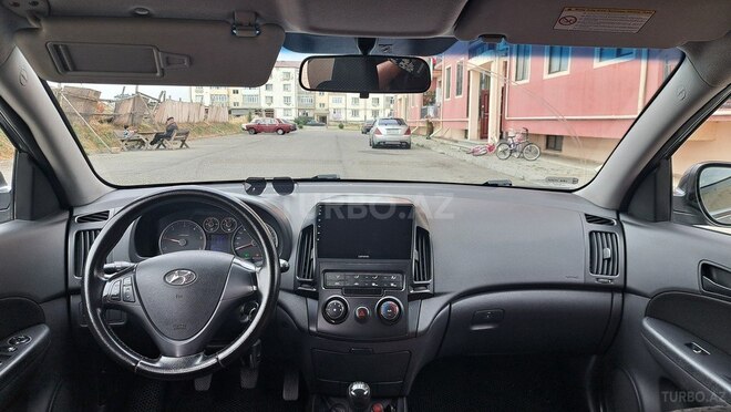 Hyundai i30 2009, 225,000 km - 1.6 l - Quba