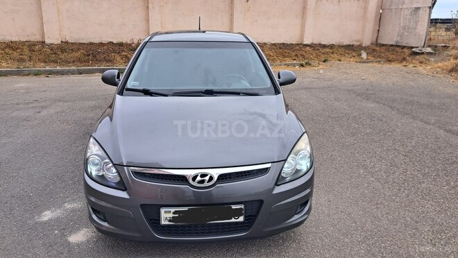Hyundai i30 2009, 225,000 km - 1.6 l - Quba
