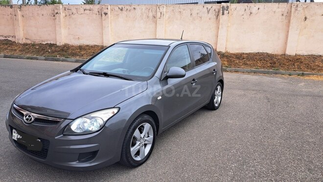 Hyundai i30 2009, 225,000 km - 1.6 l - Quba