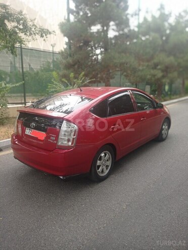 Toyota Prius-4