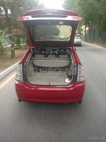 Toyota Prius-6