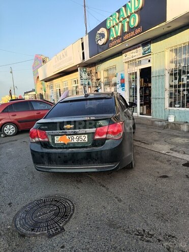Chevrolet Cruze 2015, 200,000 km - 1.4 l - Quba
