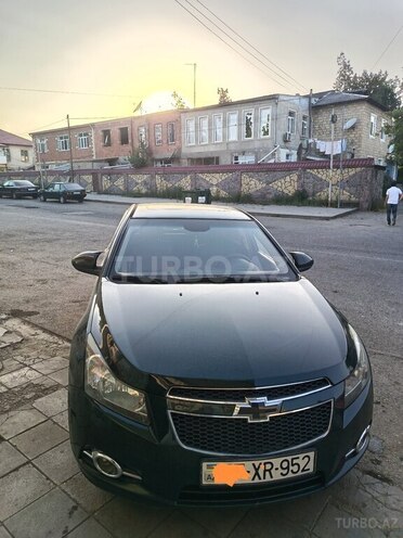 Chevrolet Cruze 2015, 200,000 km - 1.4 l - Quba