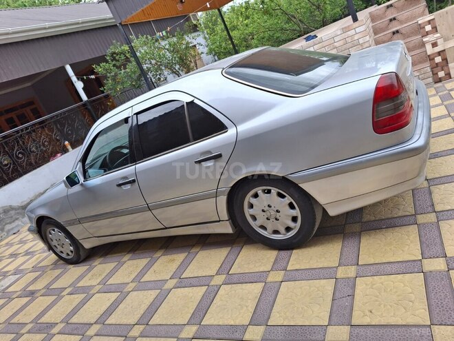 Mercedes C 180 1995, 415,000 km - 1.8 l - Ağcabədi