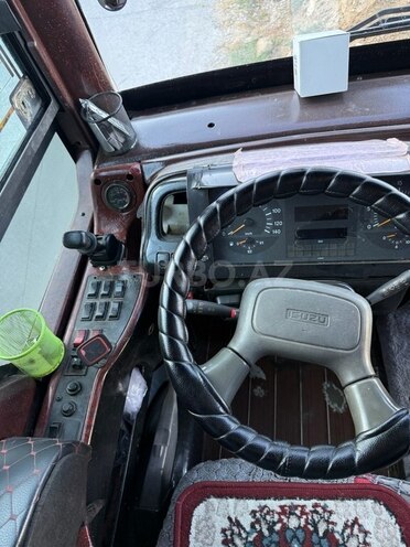 Isuzu Turkuaz 2002, 200,000 km - 4.3 l - Bakı