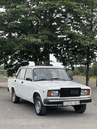 LADA (VAZ) 2107 2010, 60,000 km - 1.6 л - Quba