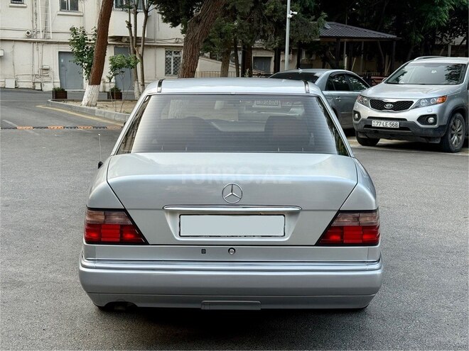 Mercedes E 200 1995, 308,000 km - 2.0 l - Bakı