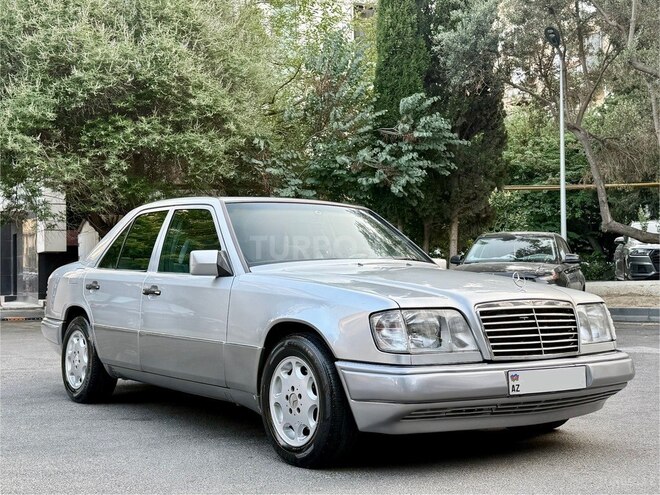 Mercedes E 200 1995, 308,000 km - 2.0 l - Bakı