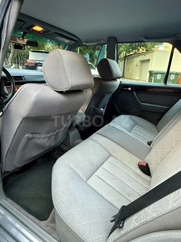 Mercedes E 200 1995, 308,000 km - 2.0 l - Bakı