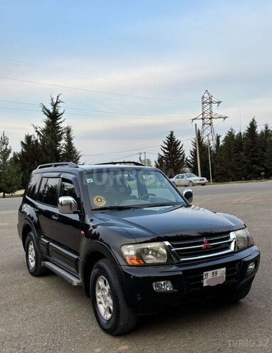 Mitsubishi Pajero 2000, 255,000 km - 3.2 l - Qazax