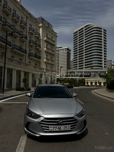 Hyundai Elantra 2016, 170,000 km - 2.0 l - Bakı