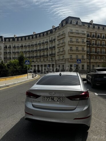 Hyundai Elantra 2016, 170,000 km - 2.0 l - Bakı