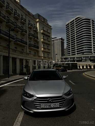 Hyundai Elantra 2016, 170,000 km - 2.0 l - Bakı