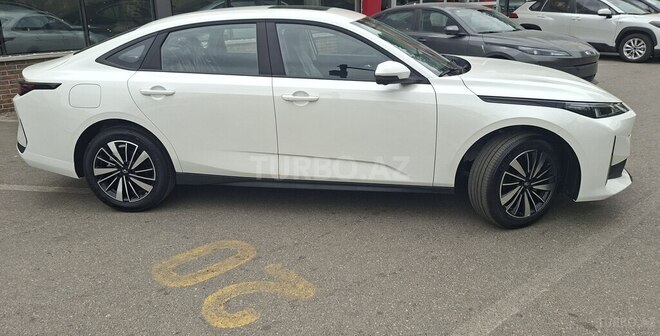 Changan Qiyuan A05 2024, 0 km - 1.5 l - Bakı