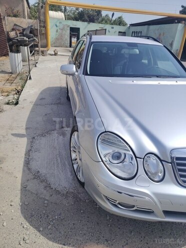 Mercedes E 200 2009, 318,000 km - 1.8 l - Bakı